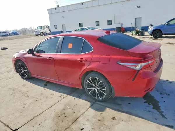4T1B11HKXKU183982 2019 TOYOTA CAMRY - Image 2