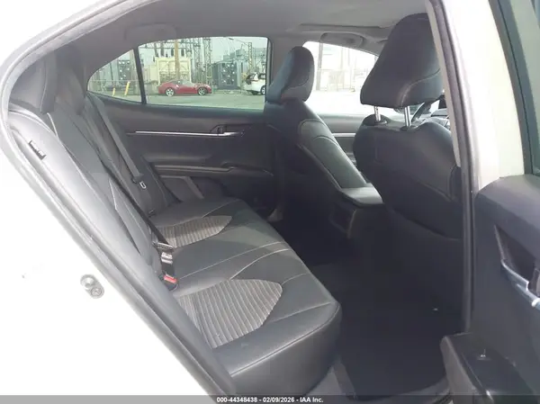 4T1B11HKXKU184405 2019 TOYOTA CAMRY - Image 8