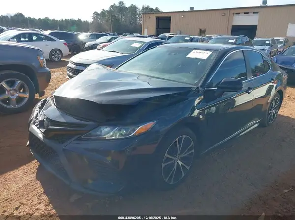 4T1B11HKXKU188793 2019 TOYOTA CAMRY - Image 2