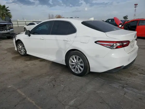 4T1B11HKXKU192455 2019 TOYOTA CAMRY - Image 2