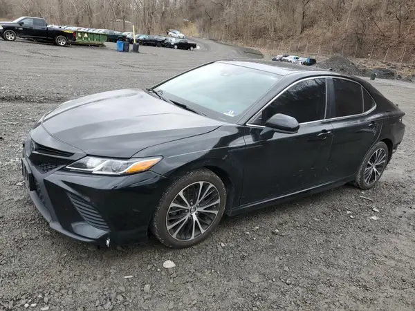 4T1B11HKXKU198627 2019 TOYOTA CAMRY - Image 1