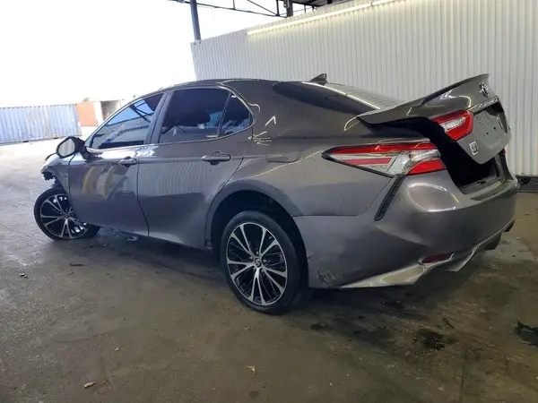 4T1B11HKXKU199745 2019 TOYOTA CAMRY - Image 2