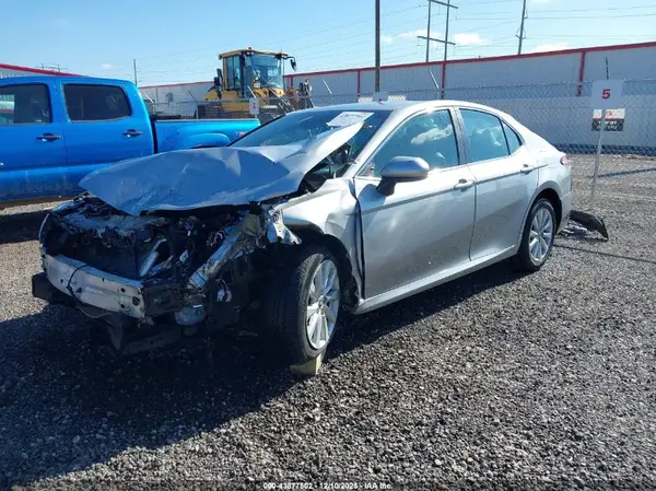 4T1B11HKXKU200151 2019 TOYOTA CAMRY - Image 2