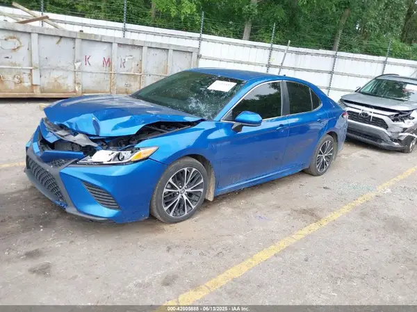 4T1B11HKXKU200991 2019 TOYOTA CAMRY - Image 2