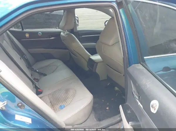 4T1B11HKXKU200991 2019 TOYOTA CAMRY - Image 8