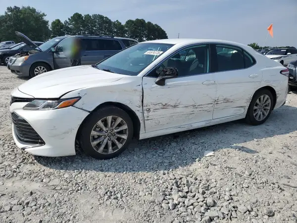 4T1B11HKXKU202062 2019 TOYOTA CAMRY - Image 1