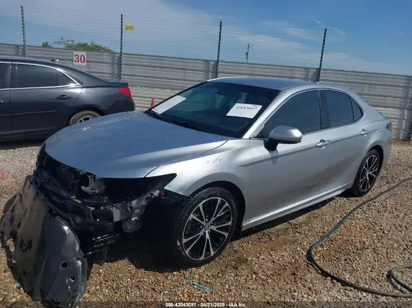 4T1B11HKXKU204166 2019 TOYOTA CAMRY - Image 2