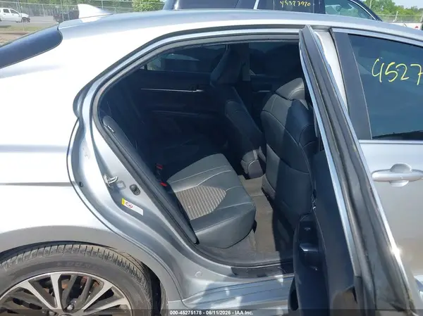 4T1B11HKXKU204233 2019 TOYOTA CAMRY - Image 8