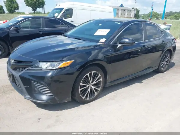 4T1B11HKXKU206497 2019 TOYOTA CAMRY - Image 2