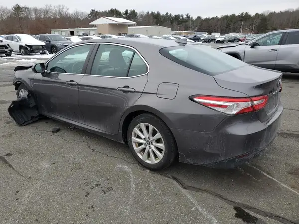 4T1B11HKXKU209349 2019 TOYOTA CAMRY - Image 2