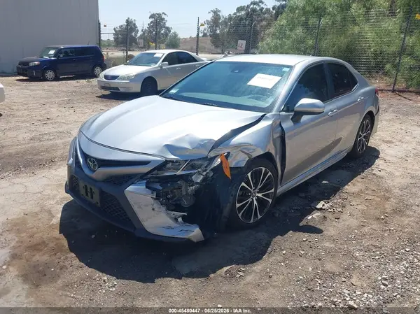 4T1B11HKXKU209576 2019 TOYOTA CAMRY - Image 2