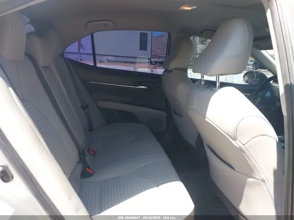 4T1B11HKXKU209576 2019 TOYOTA CAMRY - Image 8