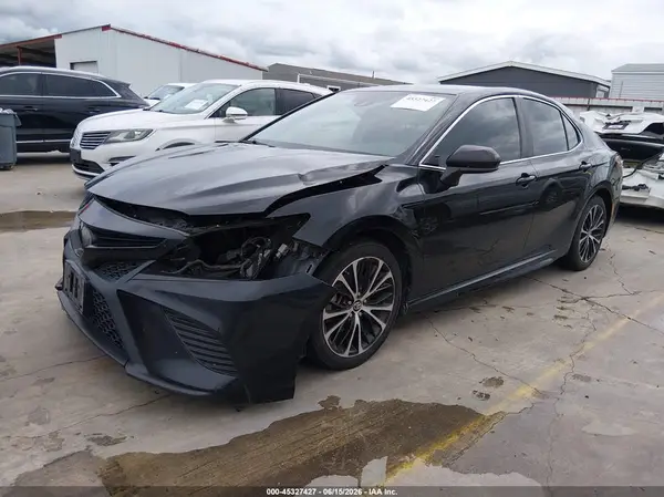 4T1B11HKXKU210288 2019 TOYOTA CAMRY - Image 2