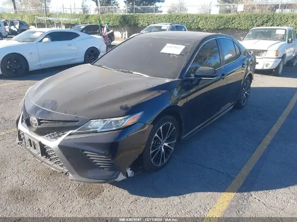 4T1B11HKXKU211439 2019 TOYOTA CAMRY - Image 2