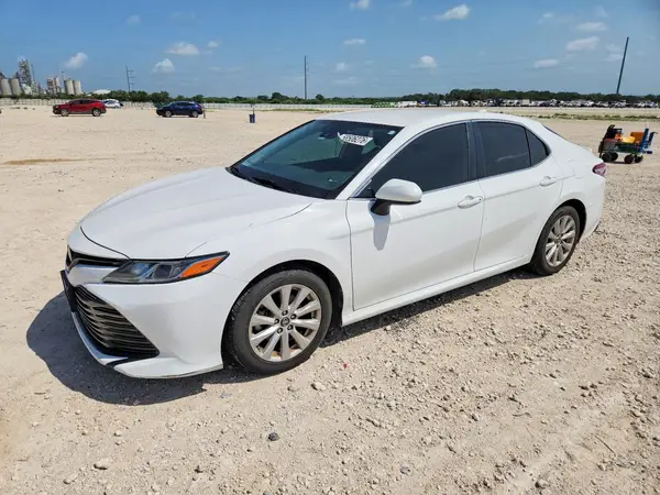 4T1B11HKXKU211604 2019 TOYOTA CAMRY - Image 1