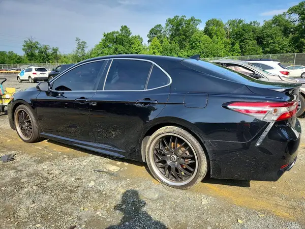 4T1B11HKXKU211800 2019 TOYOTA CAMRY - Image 2