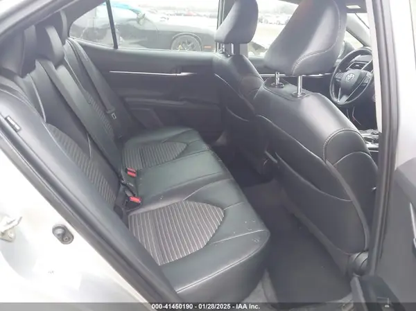 4T1B11HKXKU213207 2019 TOYOTA CAMRY - Image 8