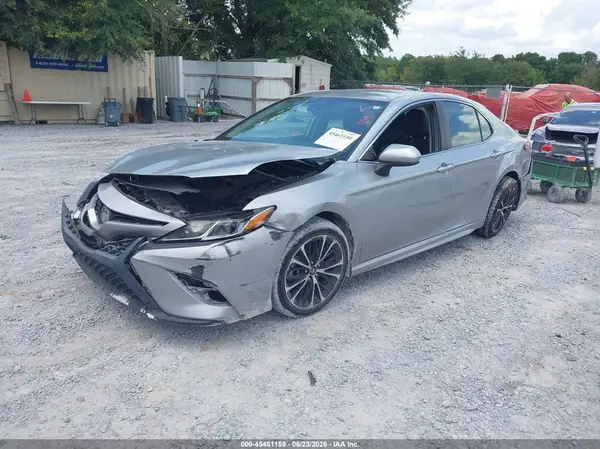 4T1B11HKXKU214065 2019 TOYOTA CAMRY - Image 2