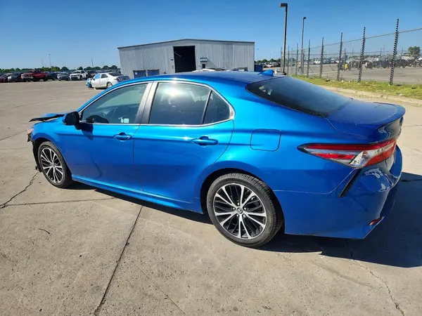 4T1B11HKXKU219203 2019 TOYOTA CAMRY - Image 2