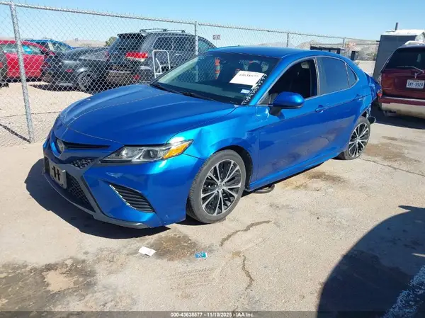 4T1B11HKXKU225020 2019 TOYOTA CAMRY - Image 2
