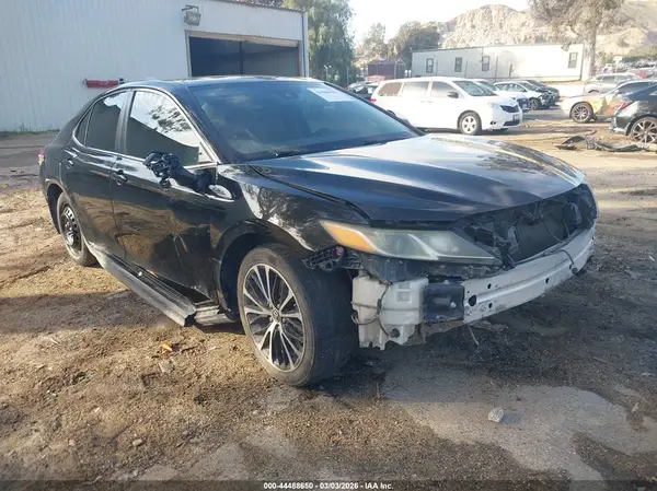 4T1B11HKXKU226720 2019 TOYOTA CAMRY - Image 1