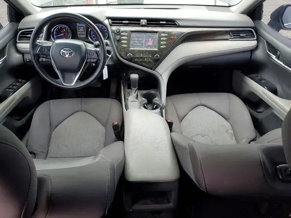 4T1B11HKXKU227687 2019 TOYOTA CAMRY - Image 8