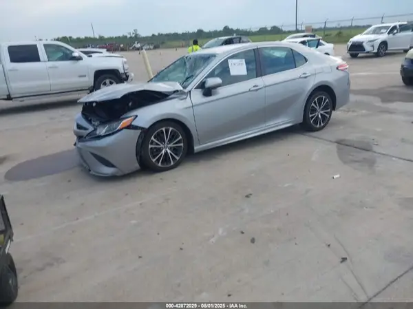 4T1B11HKXKU229178 2019 TOYOTA CAMRY - Image 2