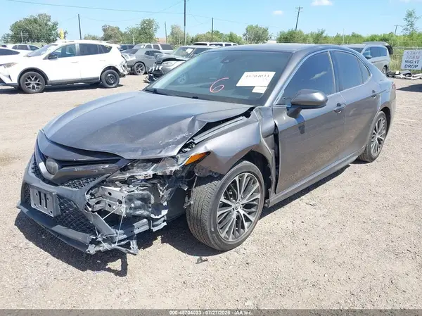 4T1B11HKXKU229620 2019 TOYOTA CAMRY - Image 2