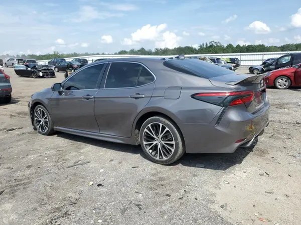 4T1B11HKXKU229942 2019 TOYOTA CAMRY - Image 2