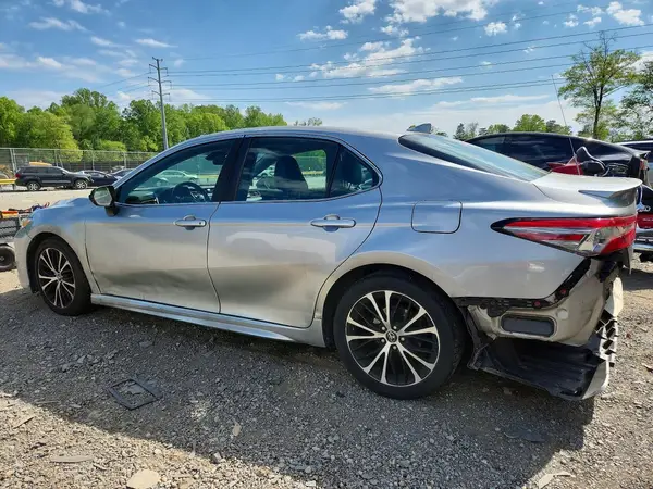 4T1B11HKXKU231450 2019 TOYOTA CAMRY - Image 2