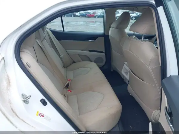 4T1B11HKXKU232596 2019 TOYOTA CAMRY - Image 8