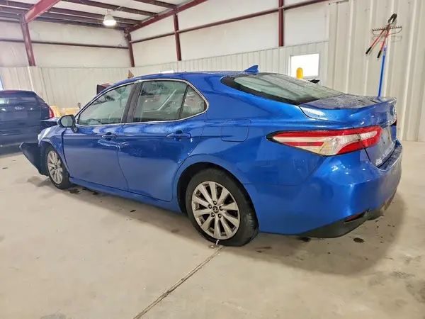 4T1B11HKXKU233487 2019 TOYOTA CAMRY - Image 2