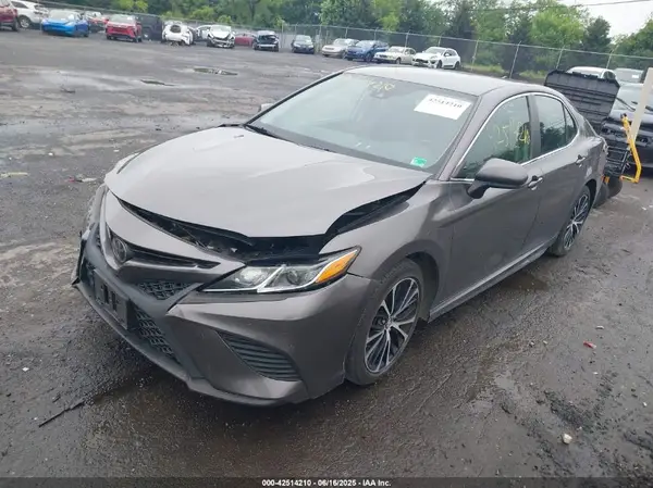 4T1B11HKXKU235174 2019 TOYOTA CAMRY - Image 2