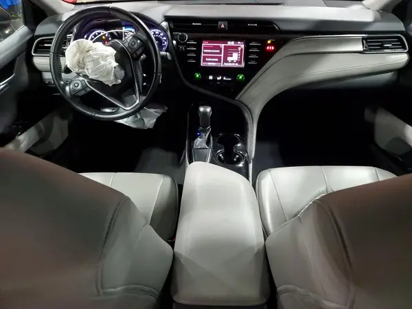 4T1B11HKXKU236874 2019 TOYOTA CAMRY - Image 8