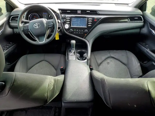 4T1B11HKXKU239757 2019 TOYOTA CAMRY - Image 8