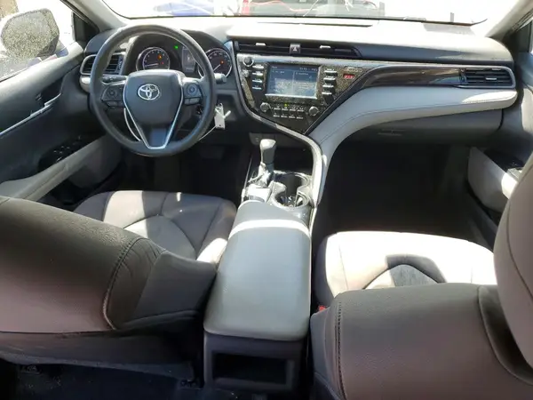 4T1B11HKXKU240181 2019 TOYOTA CAMRY - Image 8