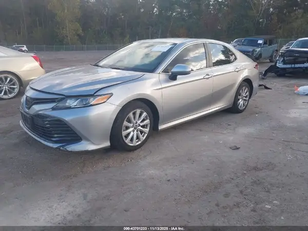 4T1B11HKXKU240603 2019 TOYOTA CAMRY - Image 2