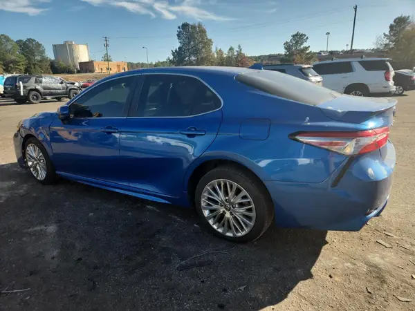 4T1B11HKXKU241816 2019 TOYOTA CAMRY - Image 2