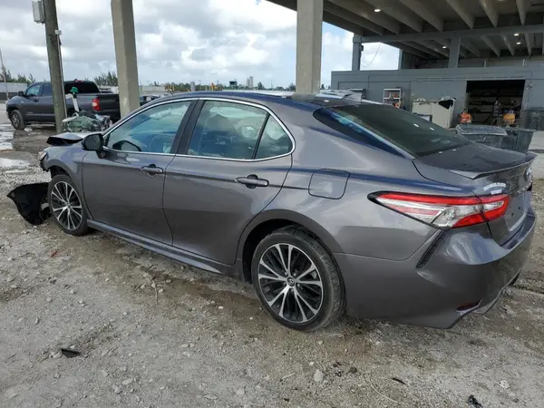 4T1B11HKXKU245428 2019 TOYOTA CAMRY - Image 2