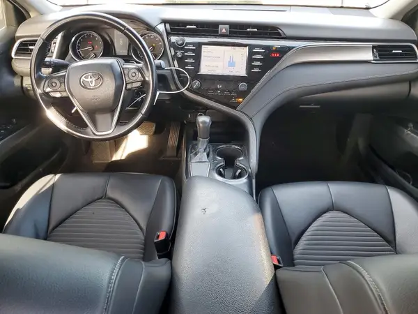 4T1B11HKXKU247342 2019 TOYOTA CAMRY - Image 8