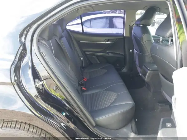 4T1B11HKXKU247681 2019 TOYOTA CAMRY - Image 8
