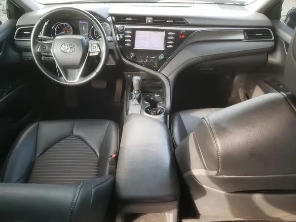 4T1B11HKXKU248040 2019 TOYOTA CAMRY - Image 8