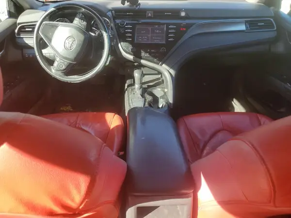 4T1B11HKXKU248524 2019 TOYOTA CAMRY - Image 8