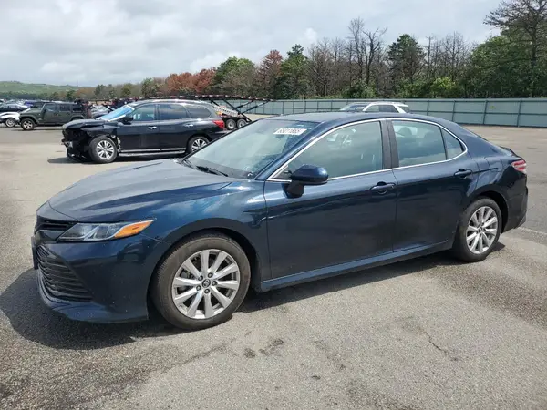 4T1B11HKXKU253402 2019 TOYOTA CAMRY - Image 1