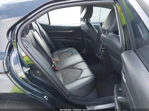 4T1B11HKXKU256333 2019 TOYOTA CAMRY - Image 8