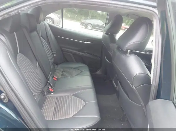 4T1B11HKXKU257059 2019 TOYOTA CAMRY - Image 8