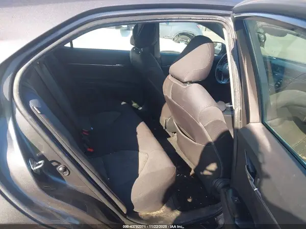 4T1B11HKXKU257188 2019 TOYOTA CAMRY - Image 8