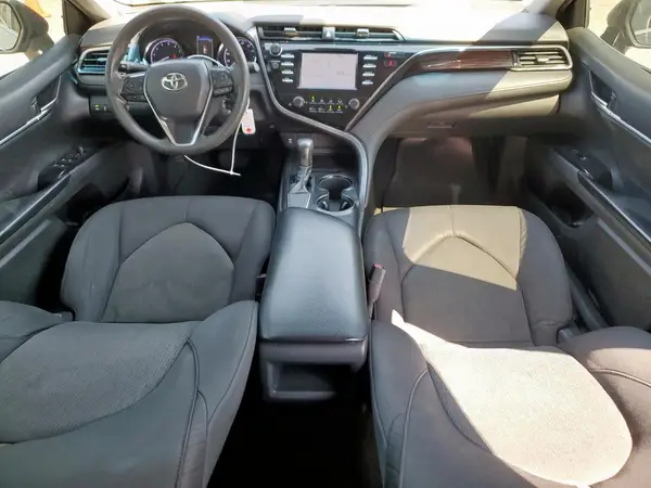 4T1B11HKXKU259071 2019 TOYOTA CAMRY - Image 8