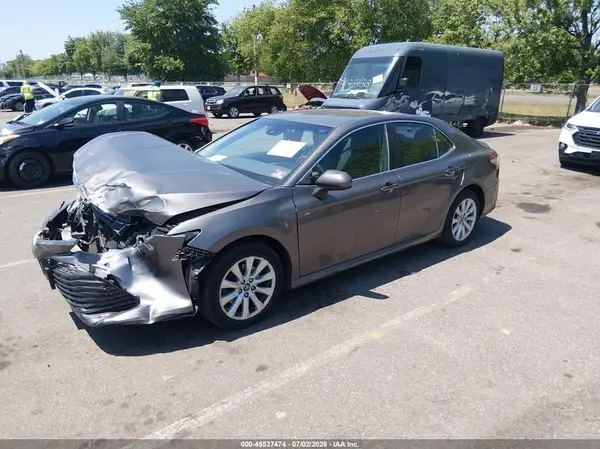 4T1B11HKXKU259510 2019 TOYOTA CAMRY - Image 2