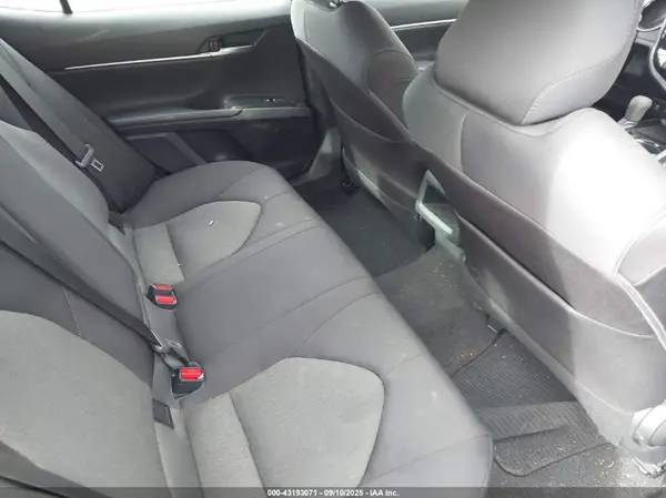 4T1B11HKXKU260141 2019 TOYOTA CAMRY - Image 8